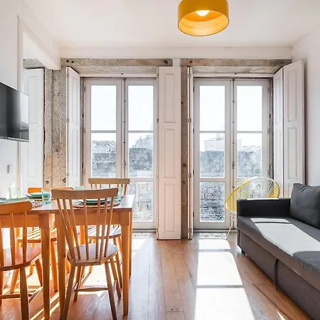 Panorama Poveiros アパート